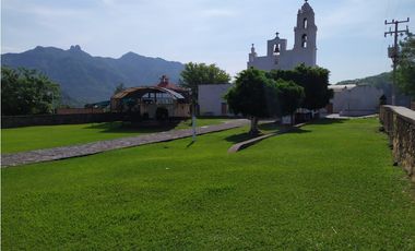 Terreno 2,000 m² en San Andrés de la Cal, municipio de Tepoztlán, Mor.