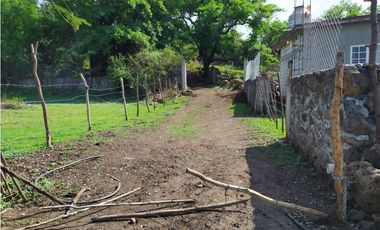 Terreno 2,000 m² en San Andrés de la Cal, municipio de Tepoztlán, Mor.