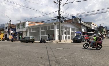 local en arriendo en local 21 con 3. Cod A11903