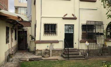 VENTA-Casa en Venta / Riobamba Centro Norte. de Oportunidad / Urbec 19URB052
