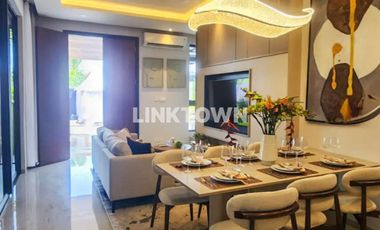 Dijual Rumah Eksklusif 3 lantai yang berlokasi sangat strategis di Bintaro