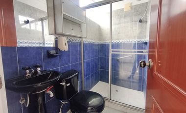 casa en venta en villas de la pampa. Cod V14085