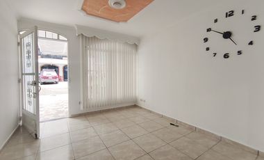 casa en venta en villas de la pampa. Cod V14085