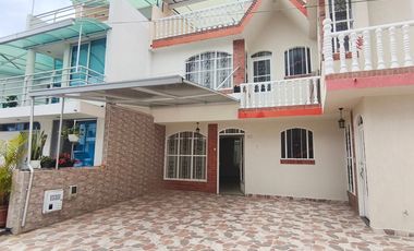 casa en venta en villas de la pampa. Cod V14085