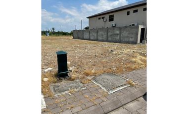 Terreno en venta en Samborondón