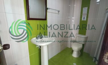 oficina en arriendo en la campana. Cod A13785