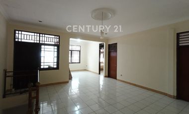 Murah Siap Huni Rumah 164m  Lokasi Ok Di Rawamamgun