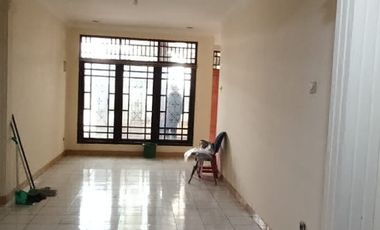 Murah Siap Huni Rumah 164m  Lokasi Ok Di Rawamamgun