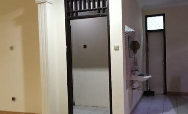 Murah Siap Huni Rumah 164m  Lokasi Ok Di Rawamamgun