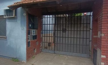 Casa PH en venta en Moron Sur