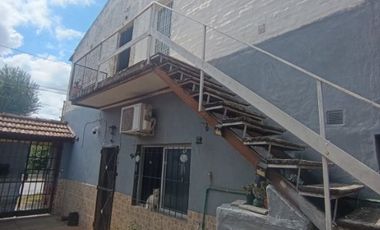 Casa PH en venta en Moron Sur