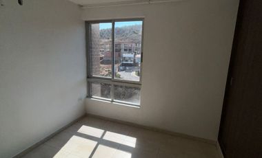 apartamento en arriendo/venta en la floresta. Cod A3332