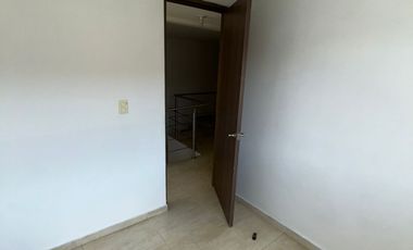apartamento en arriendo/venta en la floresta. Cod A3332