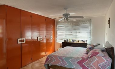 A unos pasos de Avila Camacho