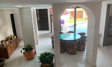 Espectacular casa con bungalow para visitas