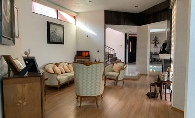 Espectacular casa con bungalow para visitas