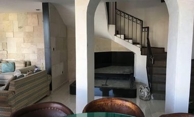 Espectacular casa con bungalow para visitas