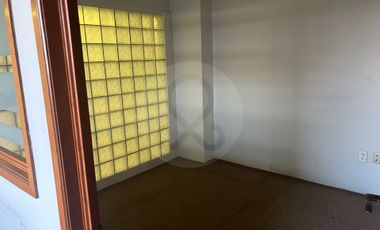 Oficina en renta en Bosques de las Palmas