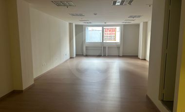 Oficina en renta en Bosques de las Palmas