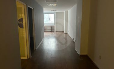 Oficina en renta en Bosques de las Palmas