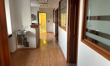 Oficina en renta en Bosques de las Palmas