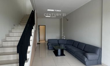 Ruko Strategis Main Road Magna Commercial Summarecon