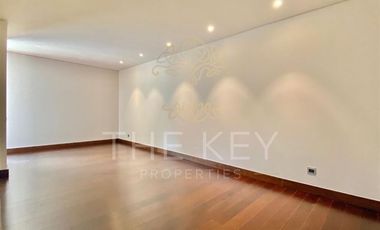 Casa en arriendo de 4 dorm. en Las Condes