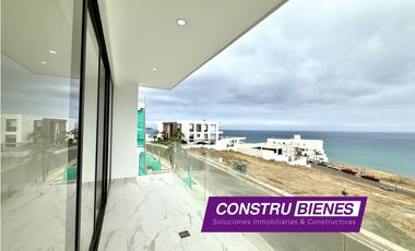 Casa con piscina y vista al mar en Manta – Proyecto Positano