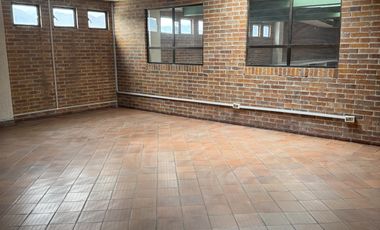 edificio en arriendo/venta en los andes-barrios unidos. Cod A700352