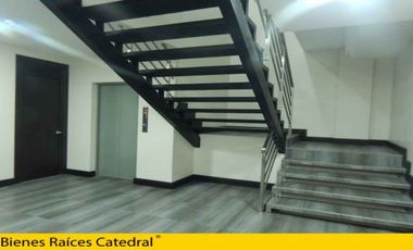 Local de venta en Autopista - Subida a Turi – código:13219