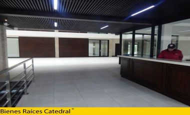 Local de venta en Autopista - Subida a Turi – código:13219