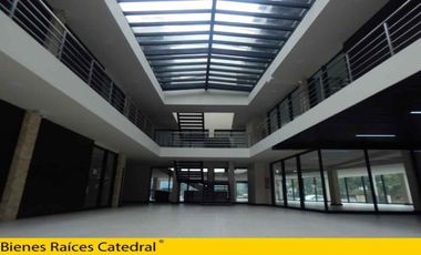 Local de venta en Autopista - Subida a Turi – código:13219