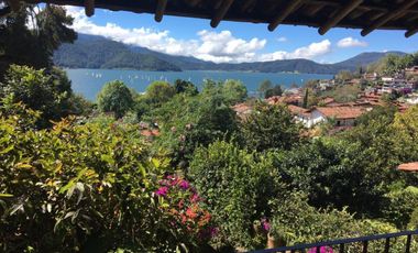 Renta mensual de Casa en el pueblo (Valle de Bravo)