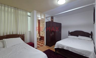 Venta De Casa De 4 Pisos En Huanchaco