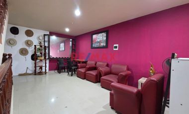 Venta De Casa De 4 Pisos En Huanchaco