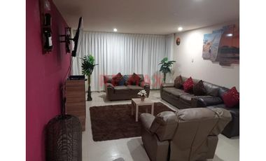 Venta De Casa De 4 Pisos En Huanchaco