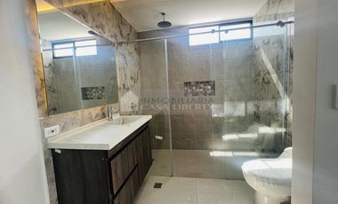 casa en venta en via autopista internacional. Cod V103074
