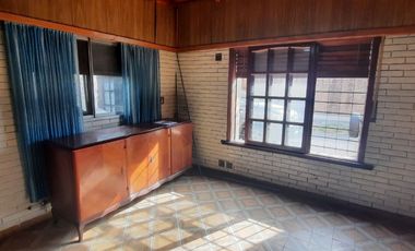 VENTA PH 3 AMBIENTES SARANDI CON QUINCHO