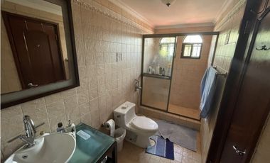 SE VENDE CASA EN LA ALAMEDA