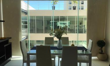 Departamento amueblado en Boca Tower en 2do piso. Dos cajones de estacionamiento