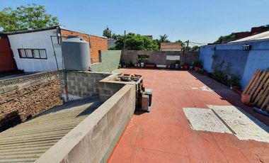 Departamento Tipo Casa en venta en Lanus Este