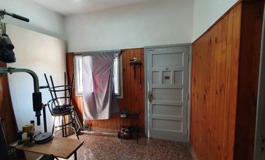 Departamento Tipo Casa en venta en Lanus Este
