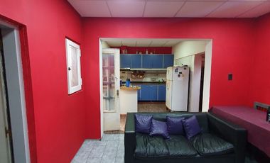 Departamento Tipo Casa en venta en Lanus Este