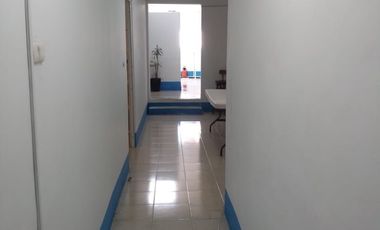 PARA INVERSIONISTA: 2 niveles PB locales , cerca del centro de Texcoco.
