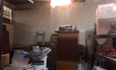 PARA INVERSIONISTA: 2 niveles PB locales , cerca del centro de Texcoco.