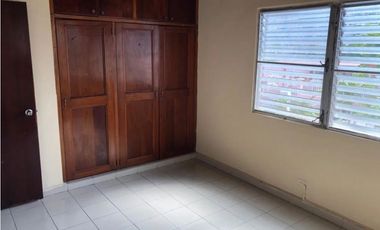 SE VENDE AMPLIA CASA EN EL DORADO AM