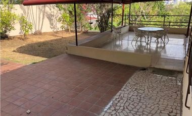 SE VENDE AMPLIA CASA EN EL DORADO AM