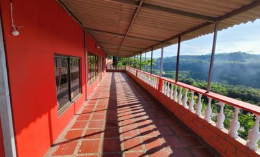 CASA CAMPESTRE EN ARRIENDO EN NEIRA