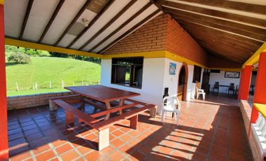 CASA CAMPESTRE EN ARRIENDO EN NEIRA