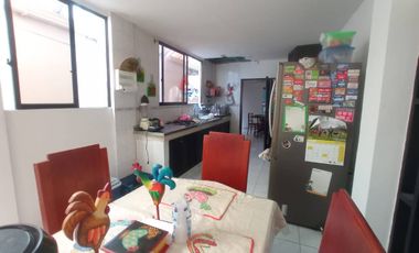 CASA EN VENTA BARRIO LA CASTELLANA|1347